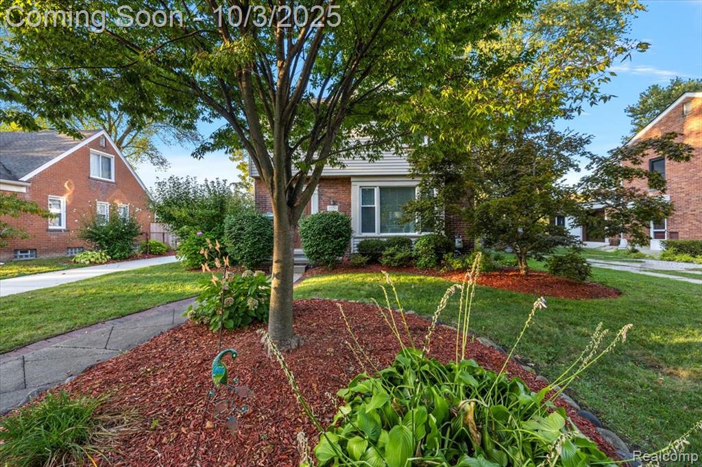 13154 Kingston Avenue, Huntington Woods, MI — Photo 53