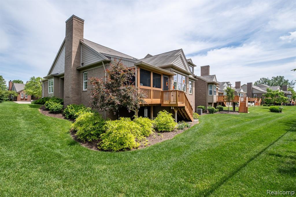 49290 FREESTONE Drive, Northville, MI 48168 — Photo 40