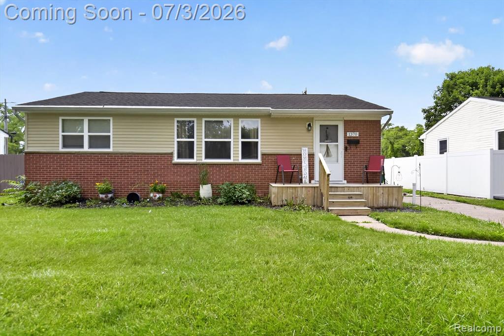 1370 Parkwood Avenue, Ypsilanti, MI 48198 — Photo 2