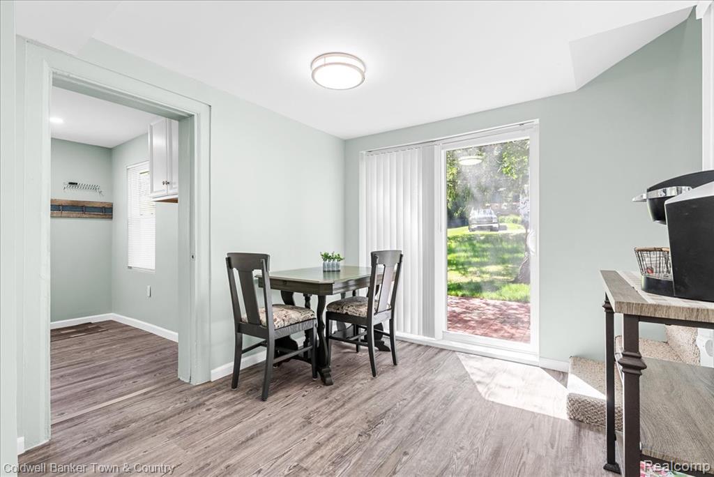 833 Hein Avenue, Lansing, MI 48911 — Photo 12