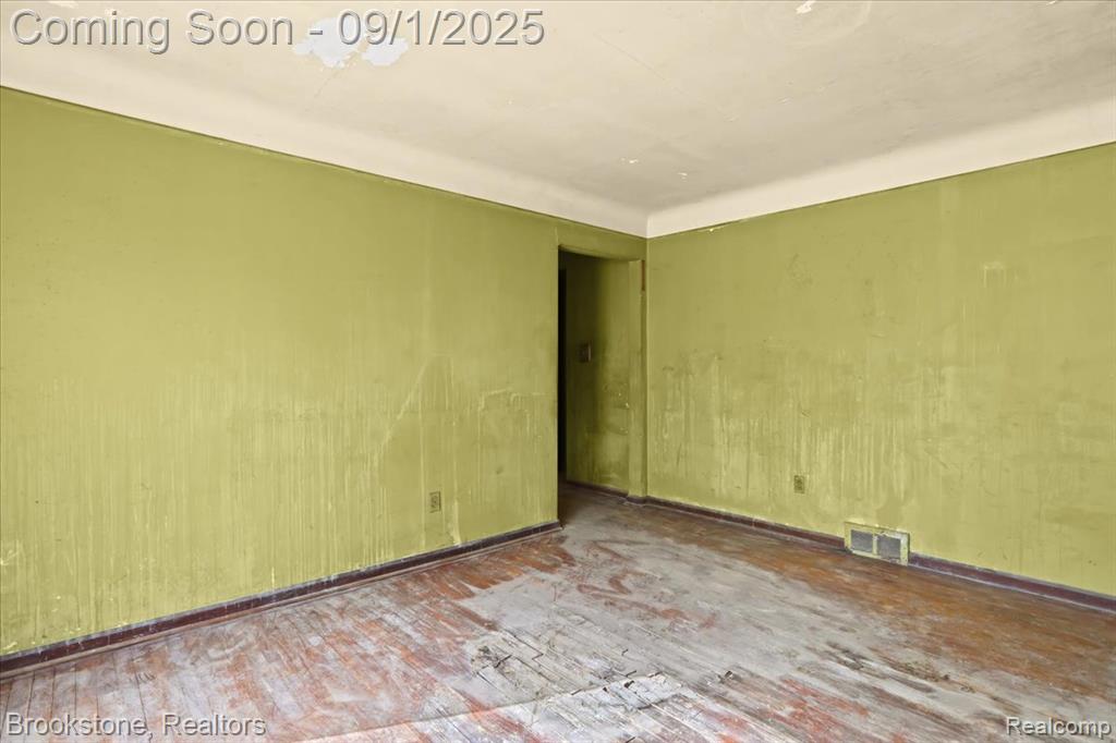 6547 Warwick Street, Detroit, MI 48228 — Photo 6