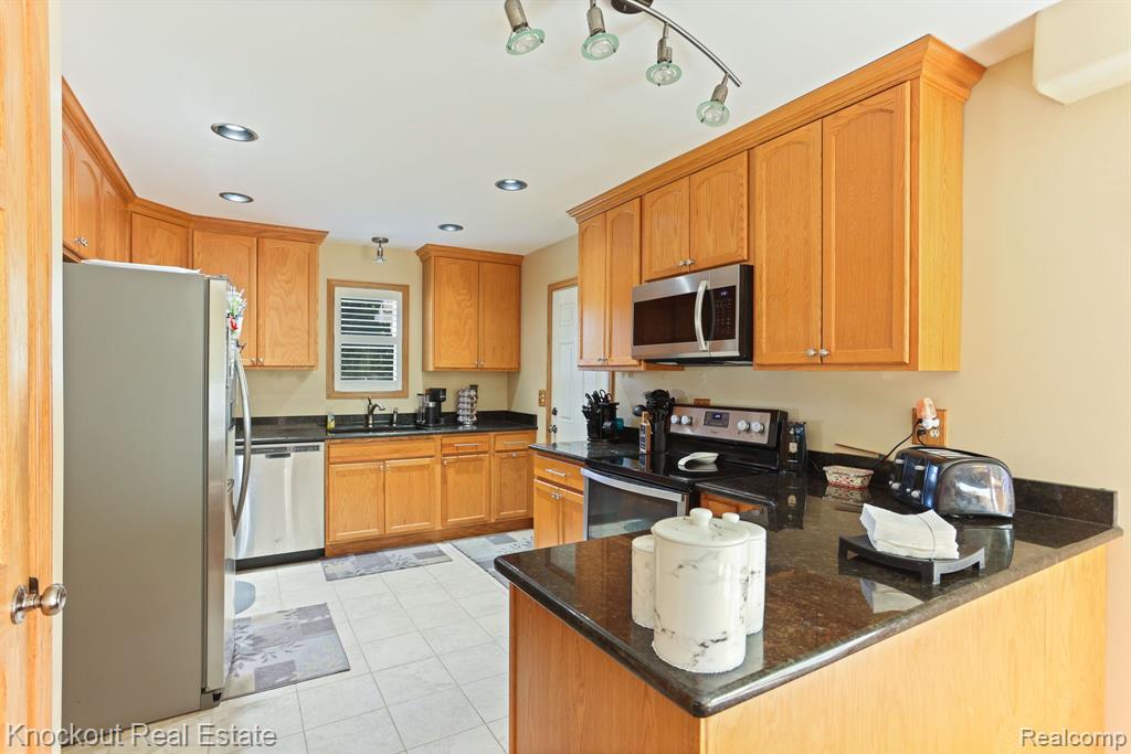 4270 MILL Street, North Branch, MI 48461 — Photo 14