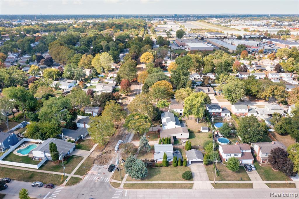 908 W Elmwood Avenue, Clawson, MI — Photo 41