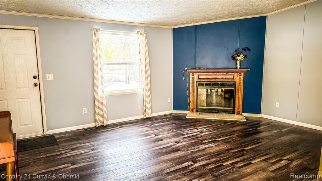 8135 Hillcrest Road, Roscommon, MI 48653 — Photo 7