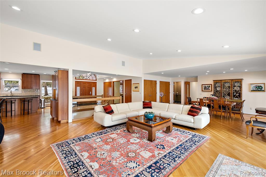 2797 Orchard Place, Orchard Lake Village, MI 48324 — Photo 5