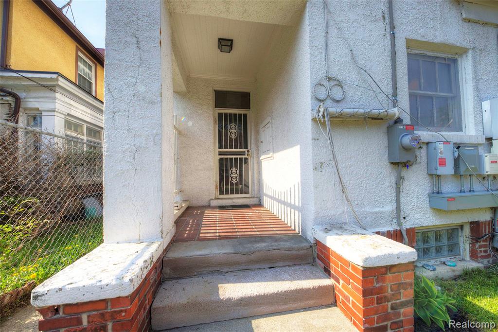121 Longfellow Street, Detroit, MI 48202 — Photo 81
