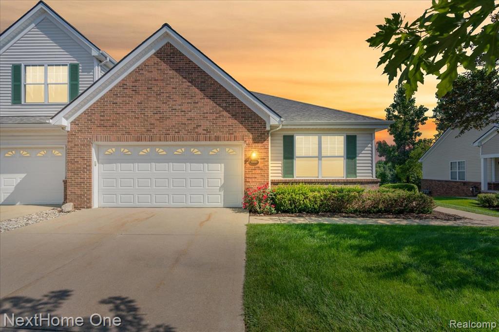 10083 Ridge Run Street, 24, Howell, MI 48855
