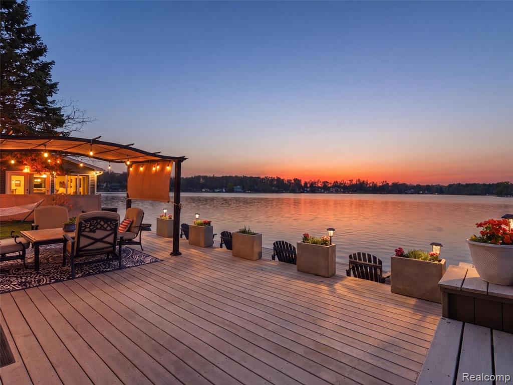16342 Stages Island, Linden, MI 48451 — Photo 3