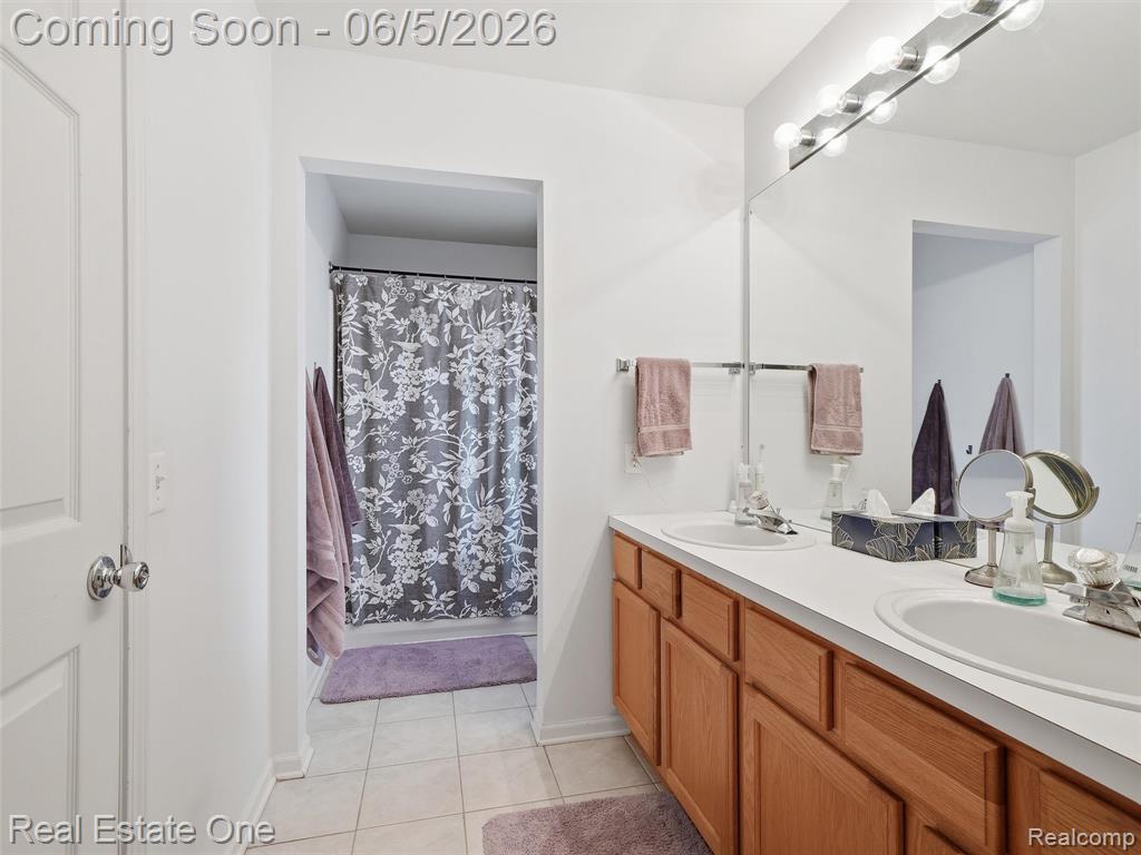7794 Paint Creek Drive, Ypsilanti, MI 48197 — Photo 24