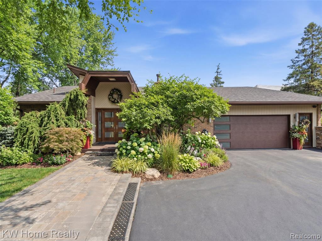 4749 Tara Court, West Bloomfield, MI 48323 — Photo 6