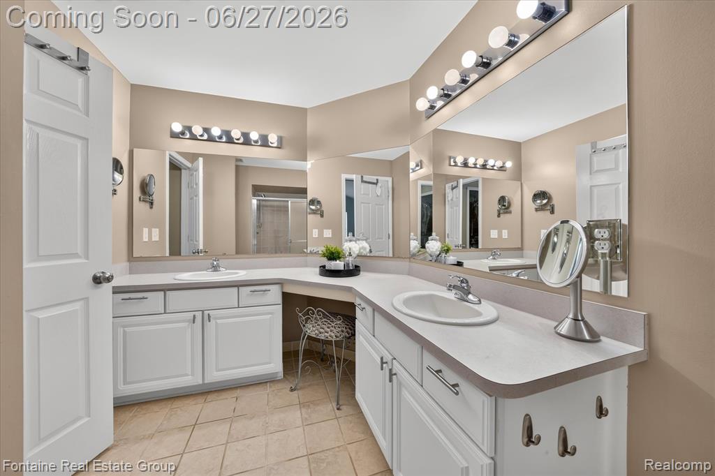 14203 Adri Circle, Walled Lake, MI 48390 — Photo 25