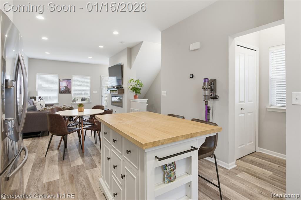 401 Jeff Keeton Drive, Hazel Park, MI 48030 — Photo 9
