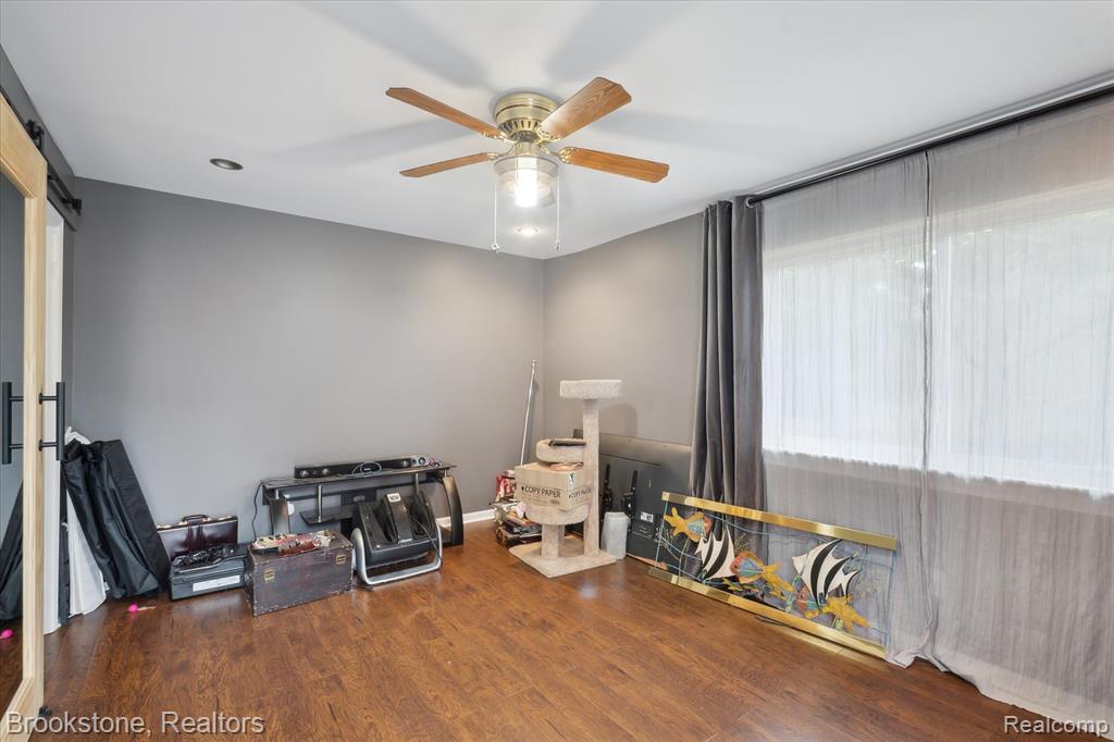 5195 Richard Run, West Bloomfield, MI — Photo 29