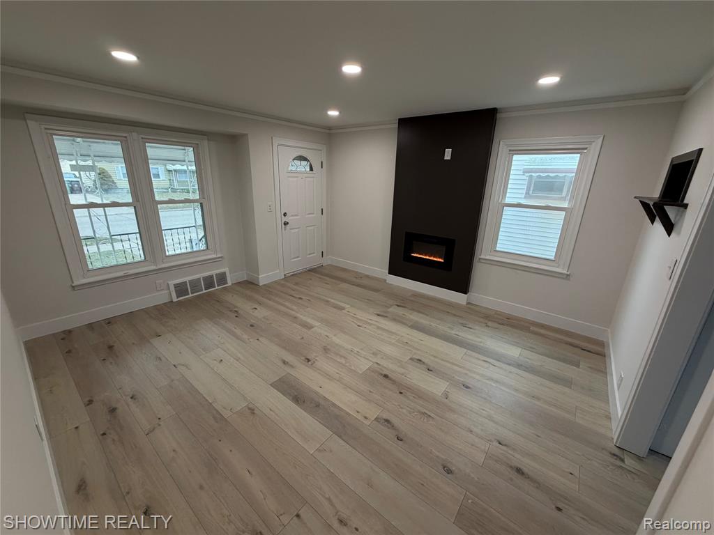 12200 Helen Street, Southgate, MI 48195 — Photo 3