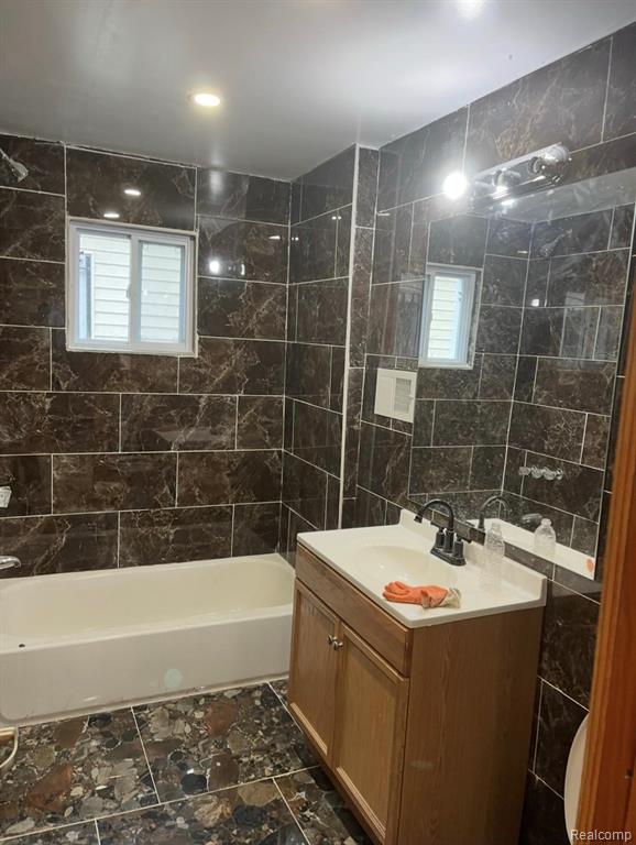 17333 Fenelon Street, Hamtramck, MI 48212 — Photo 7