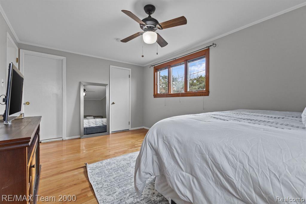 708 DOVER Street, Dearborn Heights, MI 48127 — Photo 25