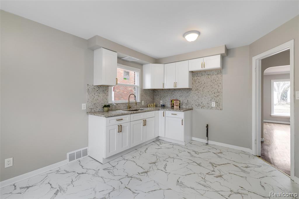 18477 Prevost Street, Detroit, MI 48235 — Photo 9