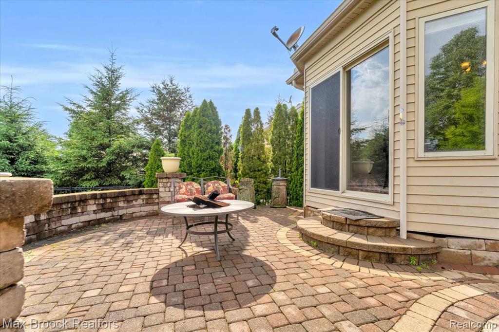 54265 Birchwood Drive, South Lyon, MI 48178 — Photo 41