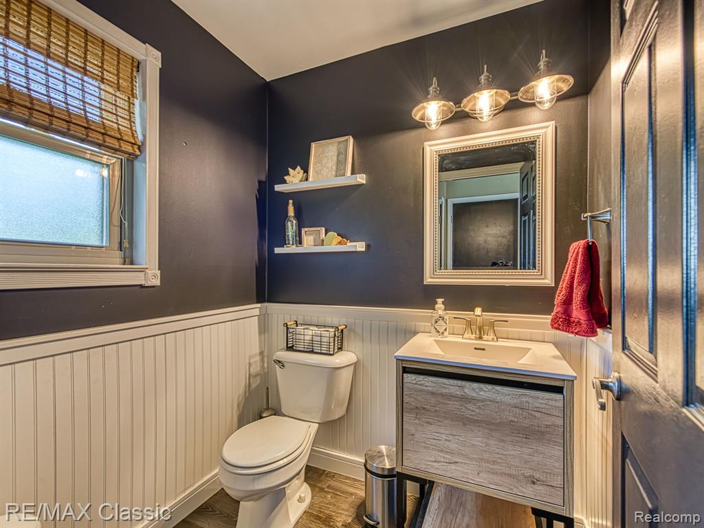286 Waterlily, Whitmore Lake, MI 48189 — Photo 11