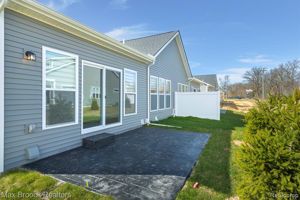 711 ANDER Lane, White Lake, MI — Photo 46