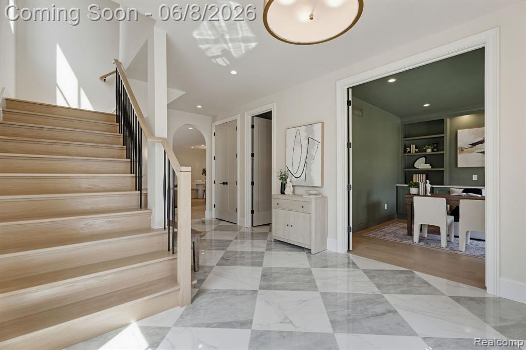 503 GIRARD Avenue, Royal Oak, MI 48073 — Photo 6