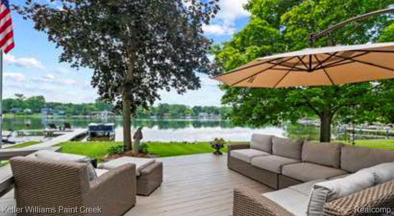 6847 Alden Drive, West Bloomfield, MI 48324 — Photo 44