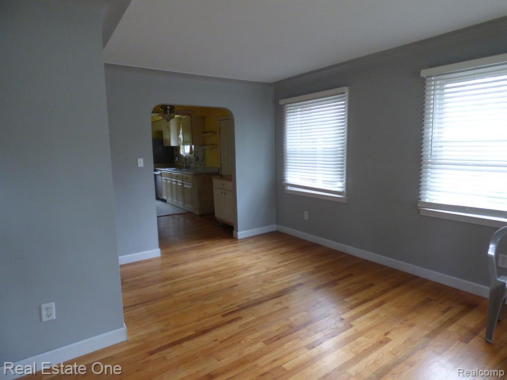 440 2ND Street, South Lyon, MI 48178 — Photo 2