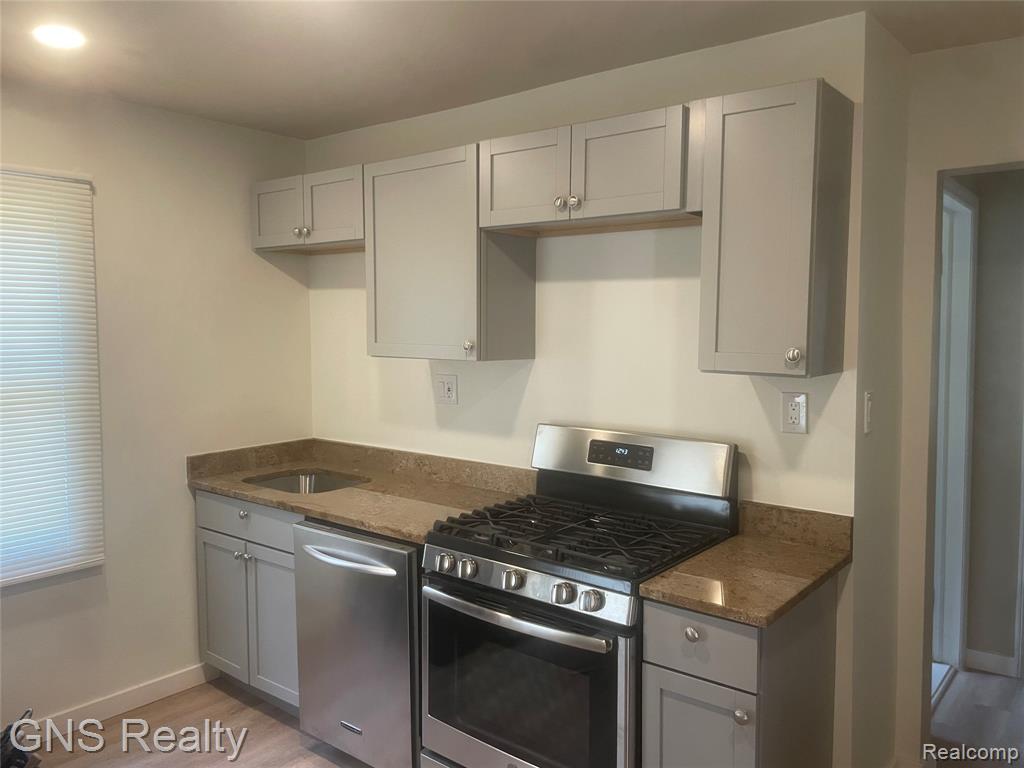 19419 Carrie Street, Detroit, MI 48234 — Photo 7