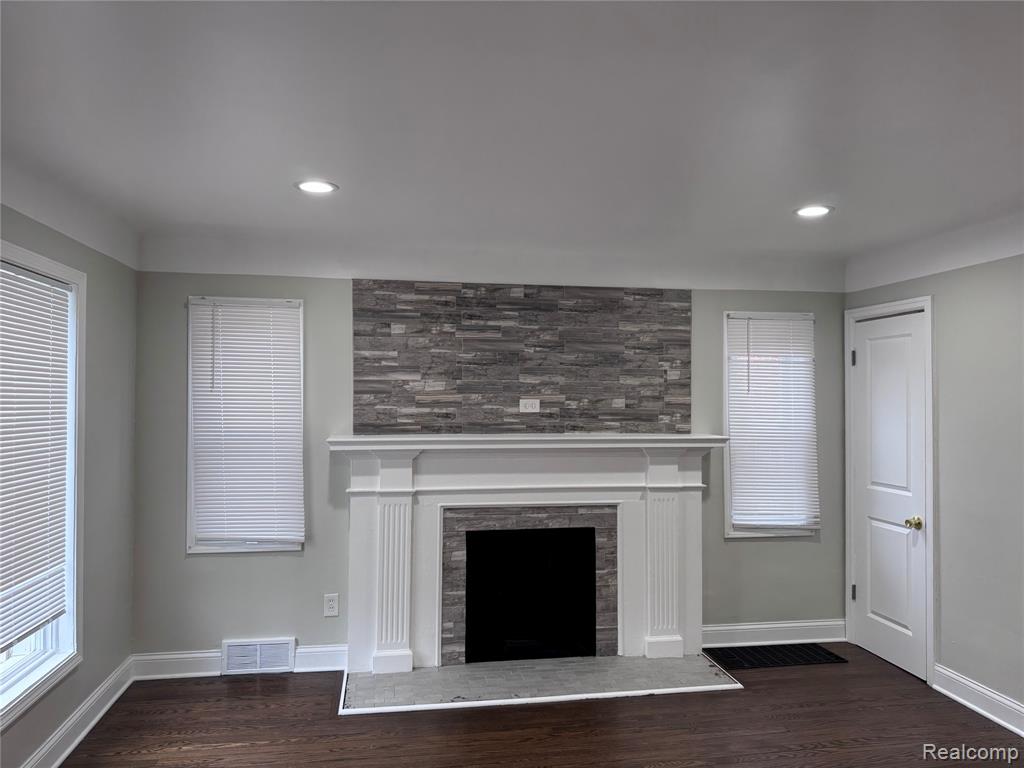 8700 W 7 MILE Road, Detroit, MI 48221 — Photo 11