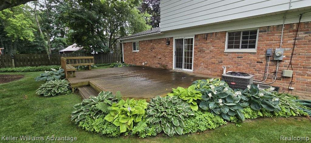 6951 Lee Crest Drive, West Bloomfield, MI — Photo 15