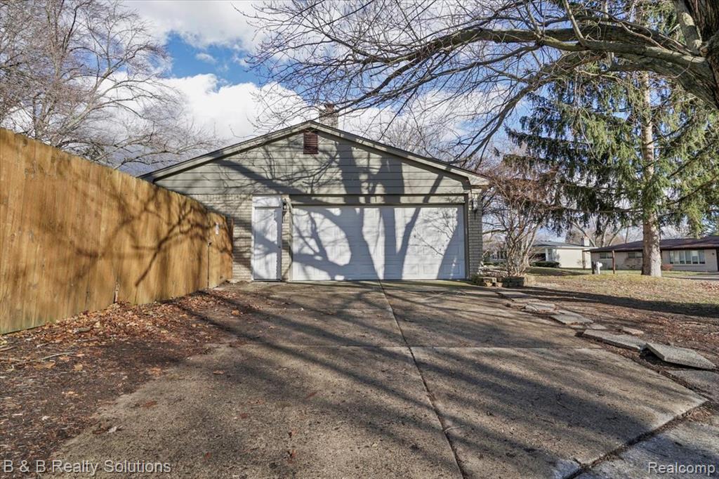 5011 Vincent Trail, Shelby Twp, MI 48316 — Photo 34