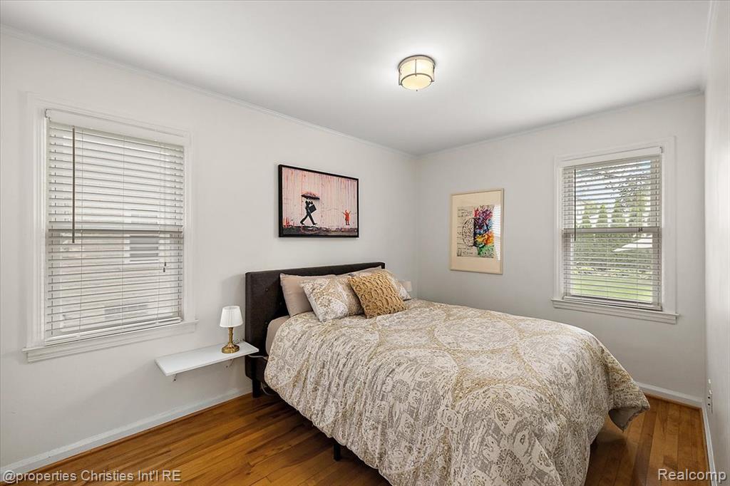 559 E Southlawn Boulevard, Birmingham, MI 48009 — Photo 15