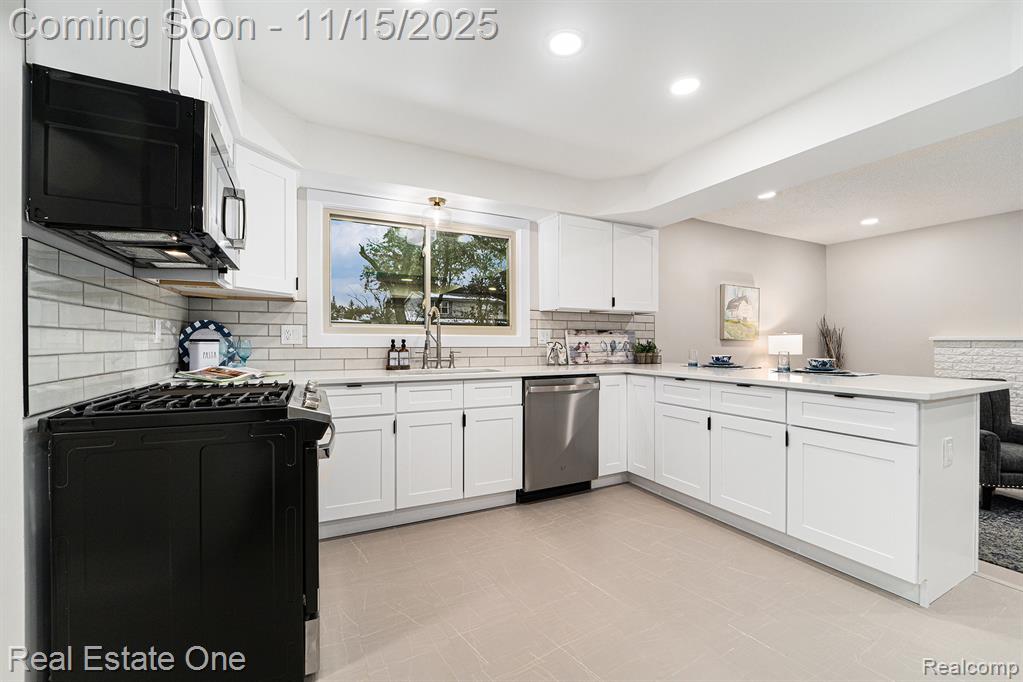 14111 Thornwood Street, Riverview, MI 48193 — Photo 12