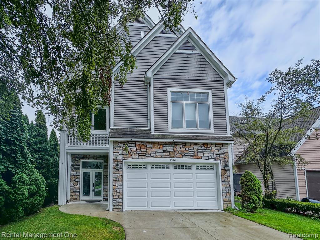 5742 PUTNAM Drive, West Bloomfield, MI 48323 — front exterior