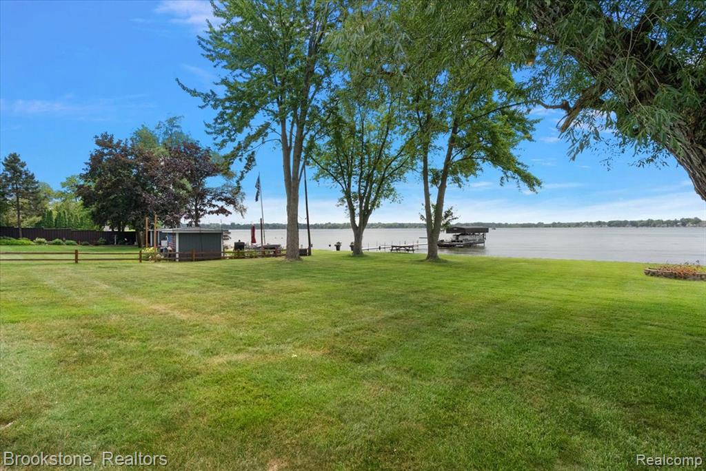 1167 E Lake Drive, Novi, MI 48377 — Photo 3