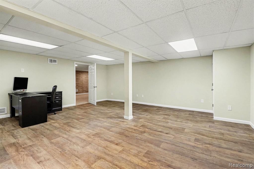 21920 Quail Ridge Drive N, Brownstown, MI 48193 — Photo 23