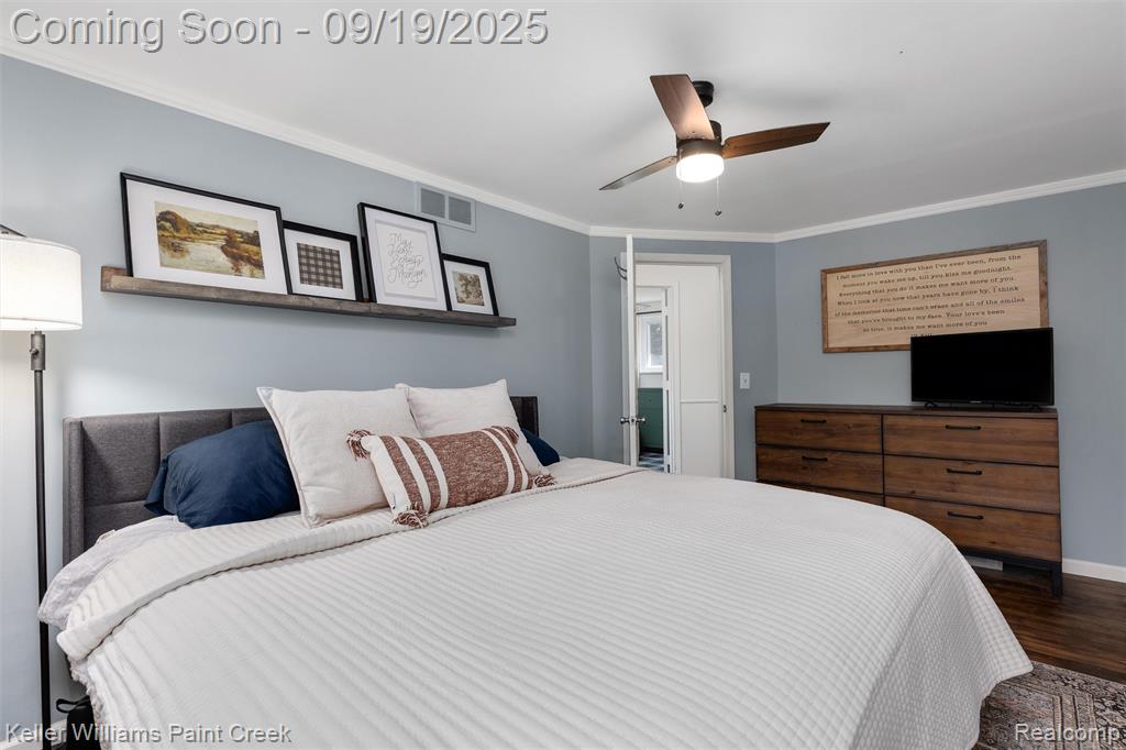 8547 Huron River Drive, White Lake, MI — Photo 14