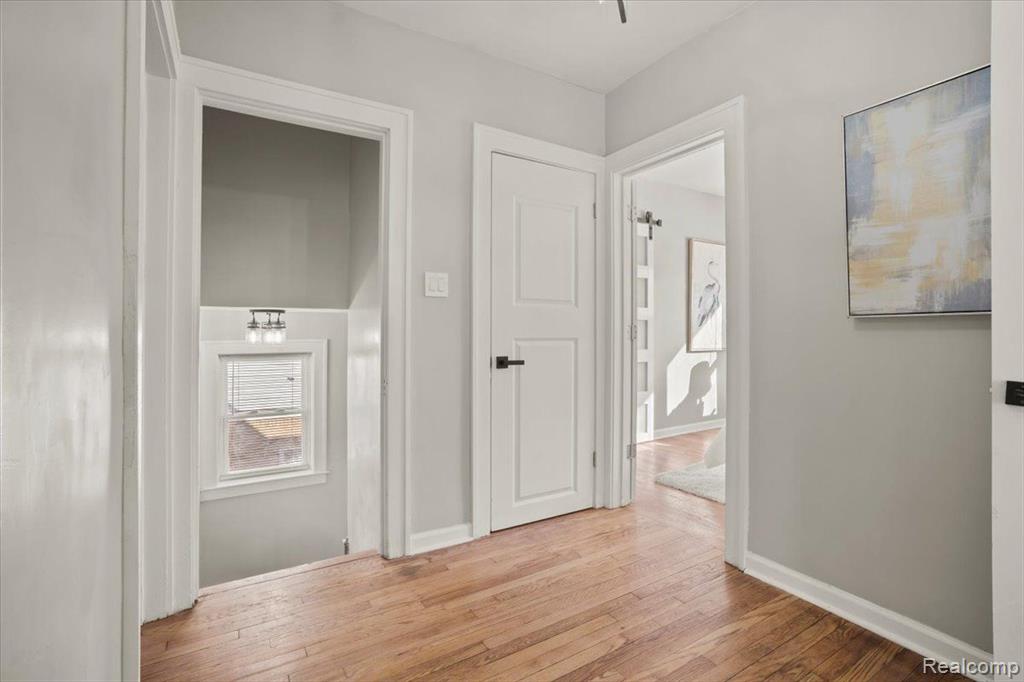 473 CHALMERS Street, Detroit, MI 48215 — Photo 19