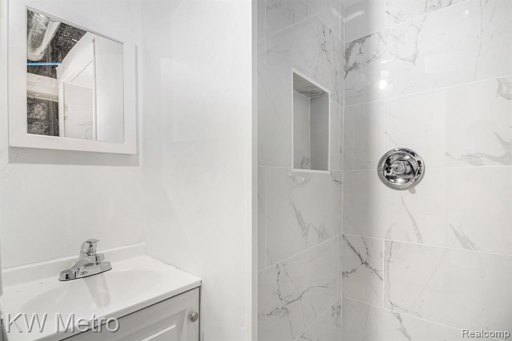 6533 Willette Street, Detroit, MI 48210 — Photo 14