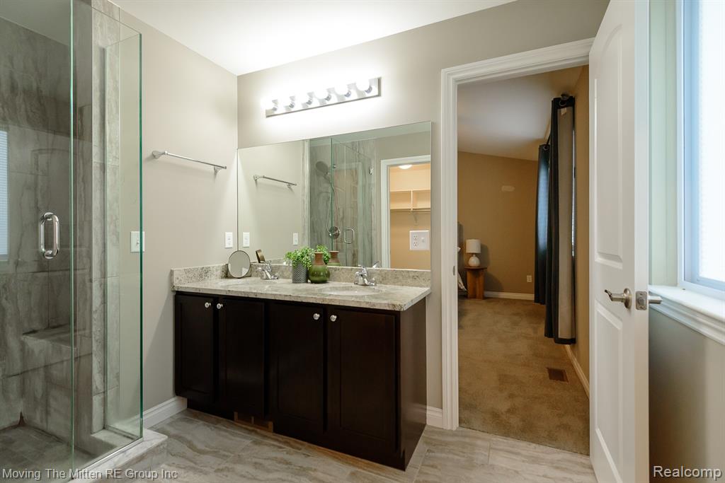 13656 Cambridge Court, Van Buren, MI 48111 — Photo 26