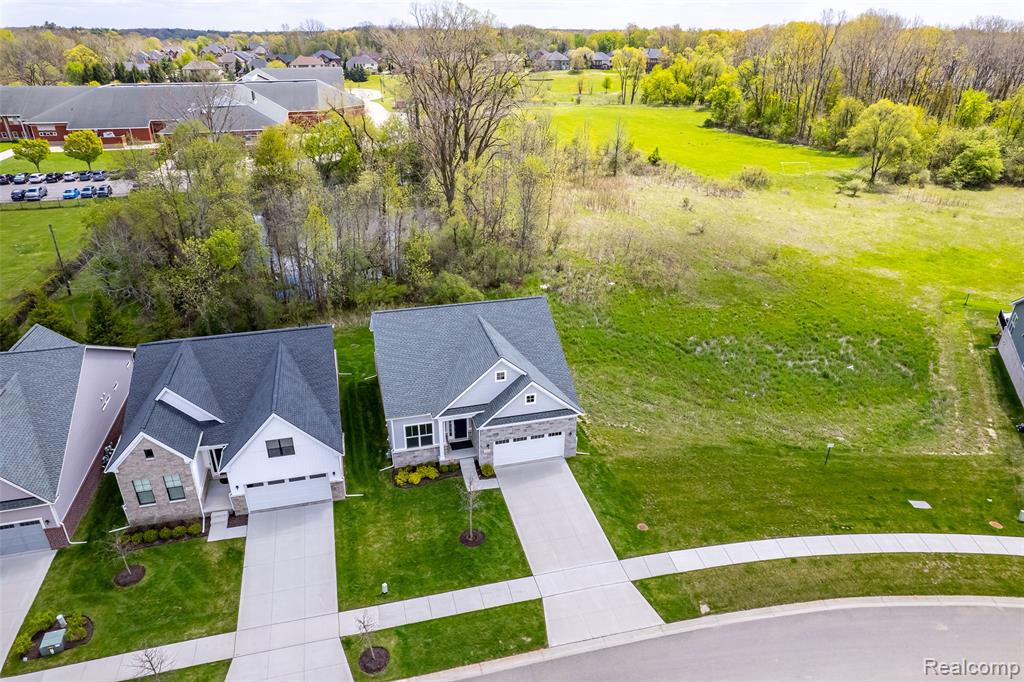 5545 Helmsdale Boulevard, West Bloomfield, MI — Photo 69