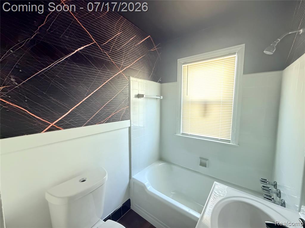 9176 Winthrop Street, Detroit, MI 48228 — Photo 7