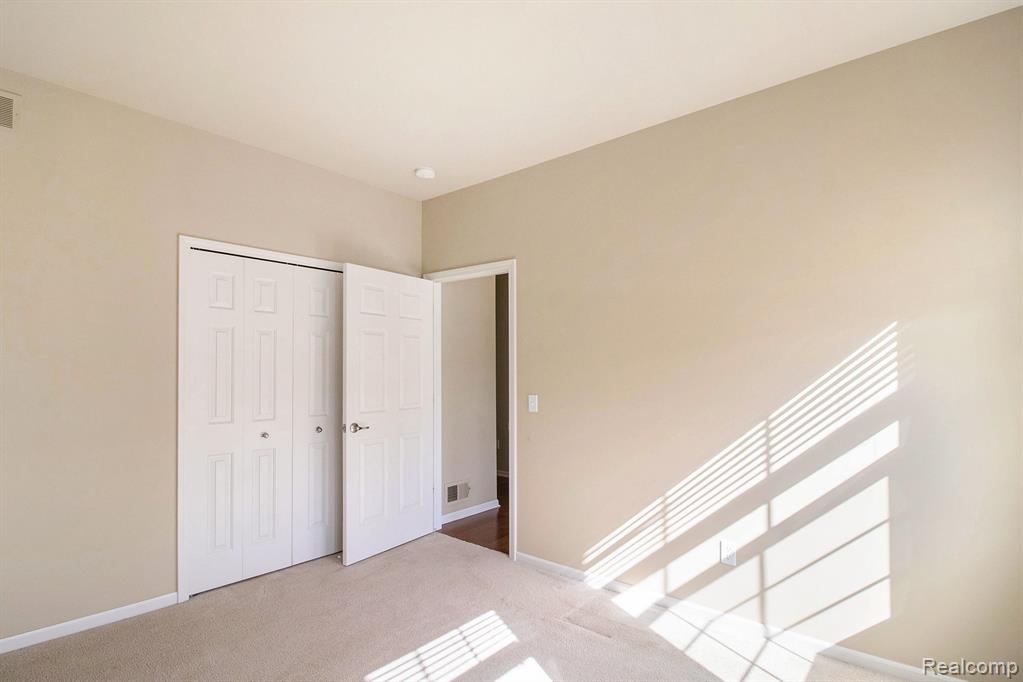 5960 Baypointe Boulevard, Independence, MI — Photo 12