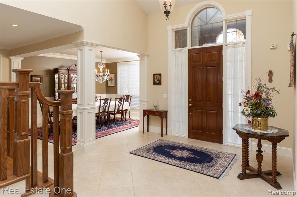 658 Langley Road, Rochester Hills, MI 48309 — Photo 14