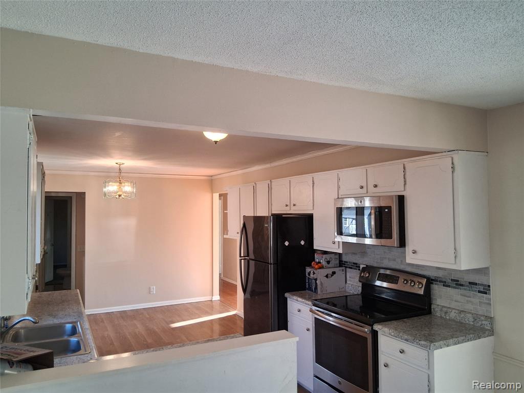 5097 Middleboro Road, Grand Blanc, MI 48439 — Photo 10