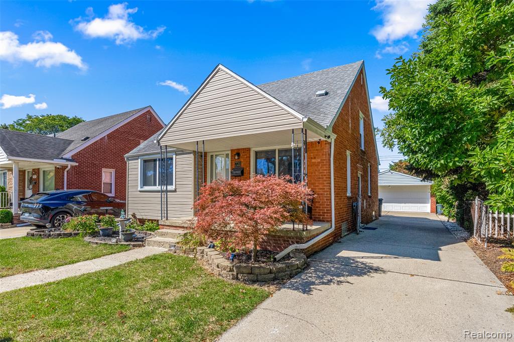 721 Drexel Street, Dearborn, MI 48128 — front exterior