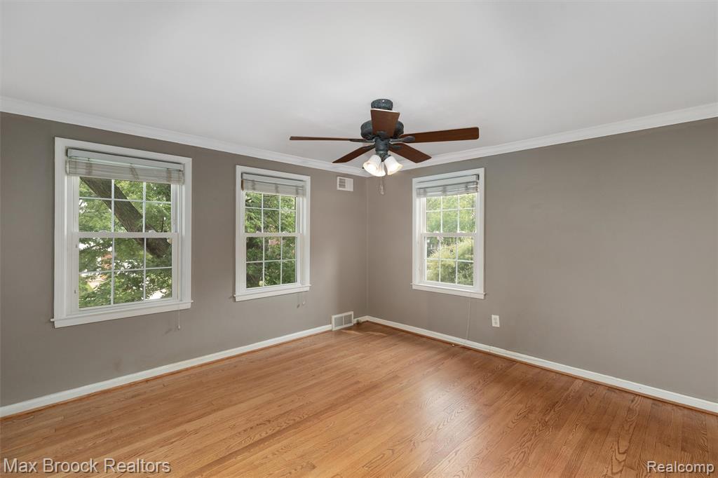 905 N Wilson Avenue, Royal Oak, MI 48067 — Photo 22