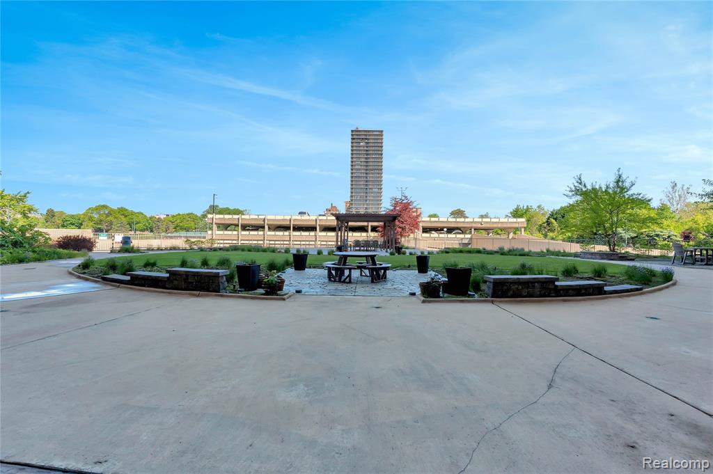 8900 E Jefferson Avenue, 630-631, Detroit, MI 48214 — Photo 14