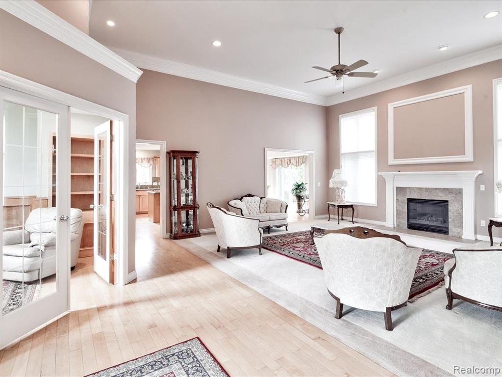 56909 Pinecone Boulevard, Shelby Twp, MI 48316 — Photo 5