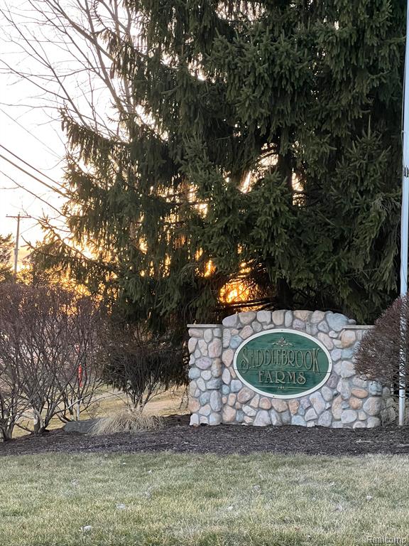 704 HAYSTACK Drive, Linden, MI 48451 — Photo 63